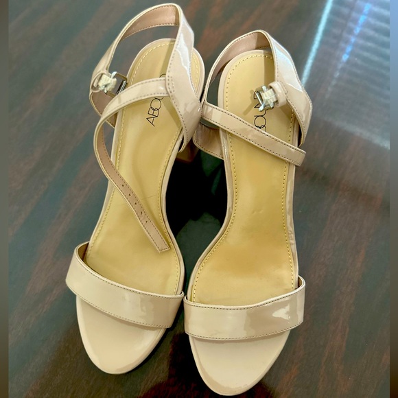 Beautiful heeled sandals the brand Abound - Picture 1 of 4